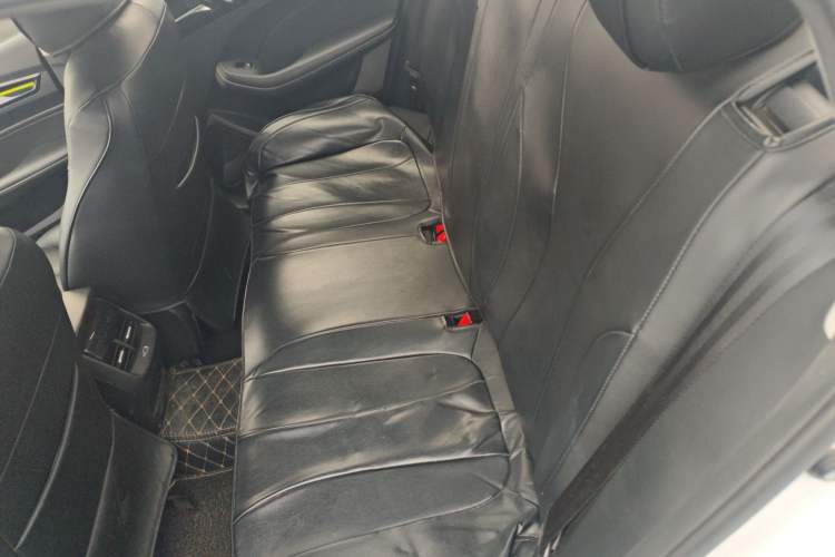 Used Roewe i5 2021 1.5L Manual Platinum Edition Left Rear Seat