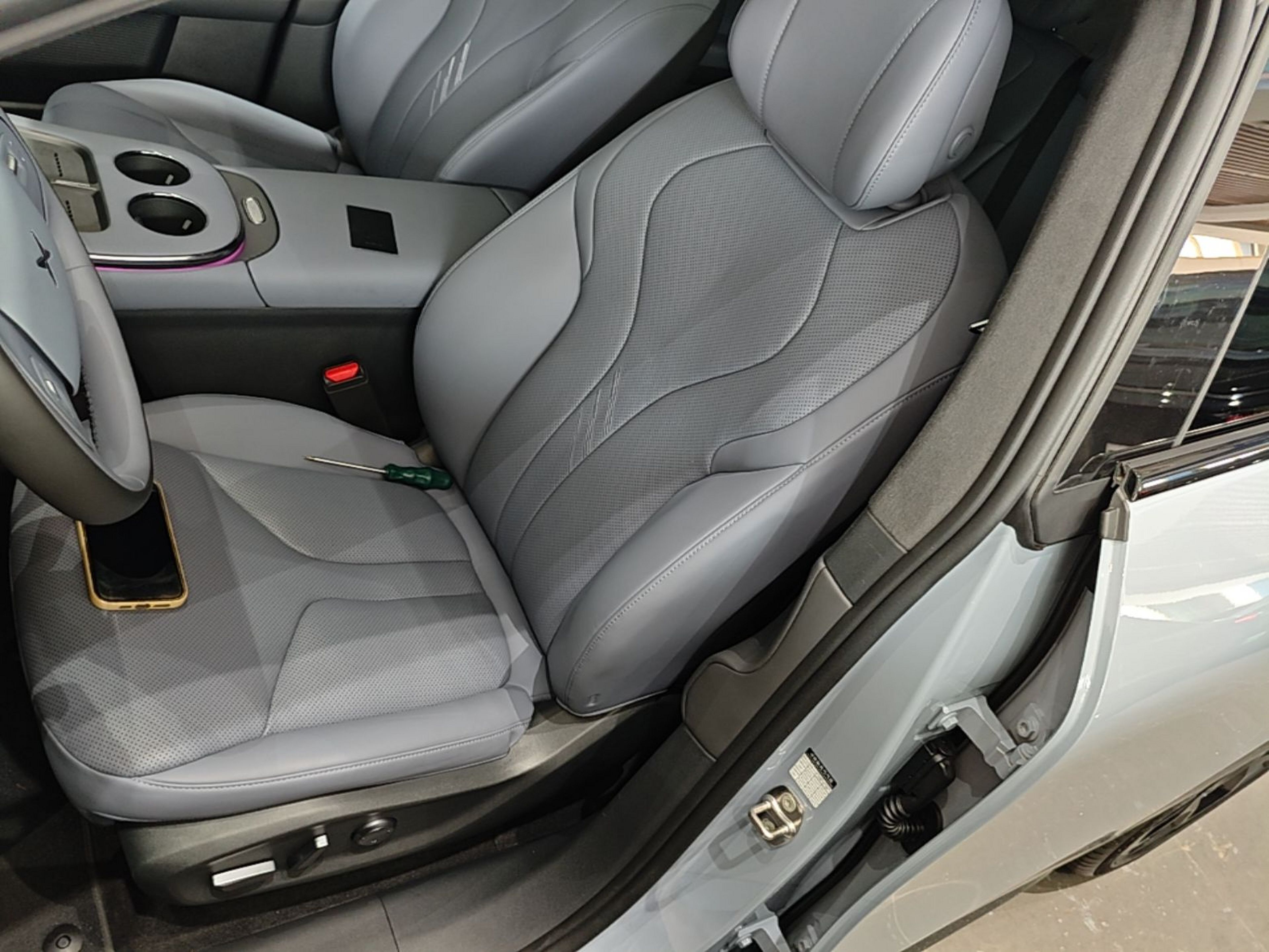 Avant de la voiture