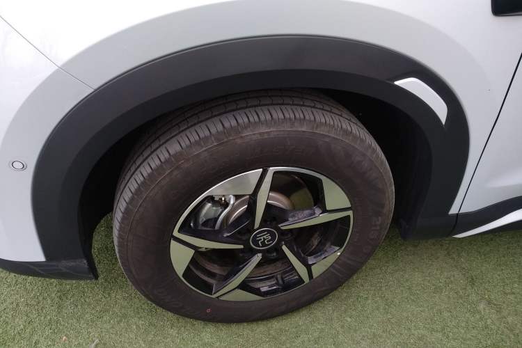 Used BYD Yuan UP 2025 Intelligent Driving Version 401 km Leading Edition