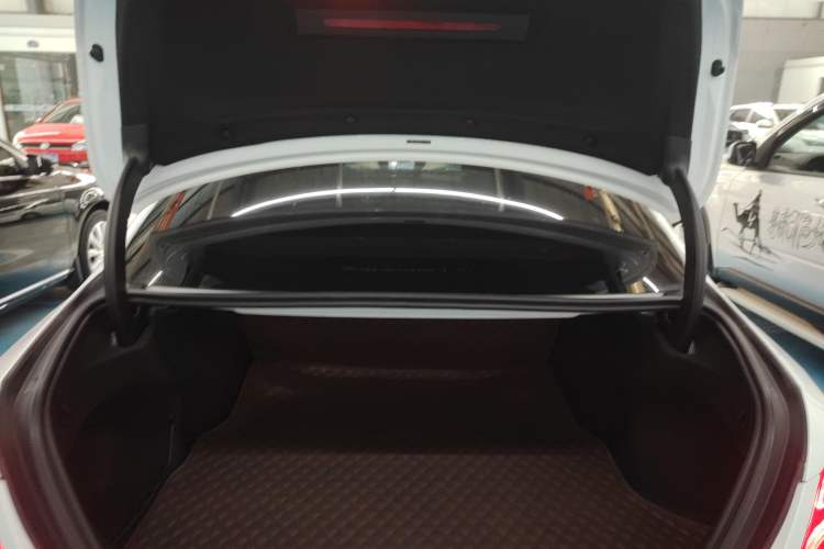 Used Mercedes-Benz C-Class 2017 C 200 L Sport Edition
