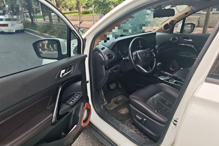 Used GAC Trumpchi GS4 2018 235T Automatic Two-Wheel Drive Luxury Smart Connectivity Version Driver Seat