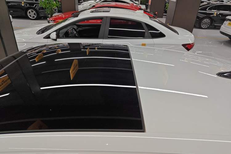 Used Volkswagen Golf 2023 280TSI DSG Pro Roof