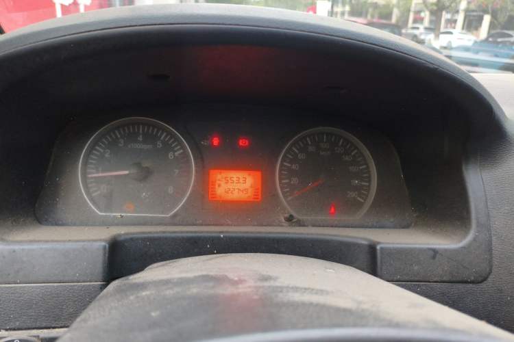 Used FORTHING Lingzhi 2016 M3 1.6L 7-Seater Luxury Model China IV Standard Instrument Cluster