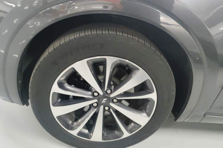 Used Li Auto ONE 2020 Extended-Range 6-Seater Version
