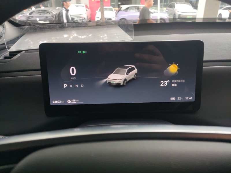 Used Leapmotor C10 2024 530 Smart Edition — 11