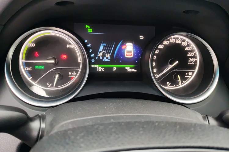 Used Toyota Camry 2018 Dual-Engine 2.5 HG Luxury Edition Instrument Cluster