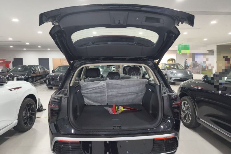 Used Hongqi HS3 PHEV 2025 Model 117km Jingwei Edition
