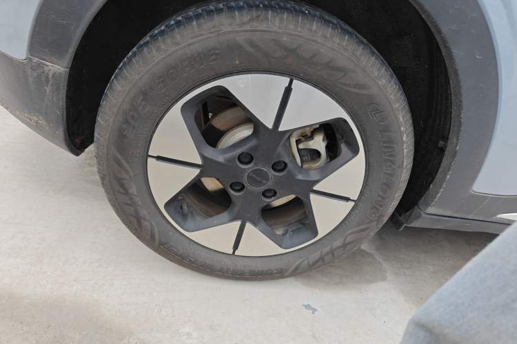 Used Geely Galaxy Geome 2025 UP 410km Exploration Edition Right Rear Wheel Hub