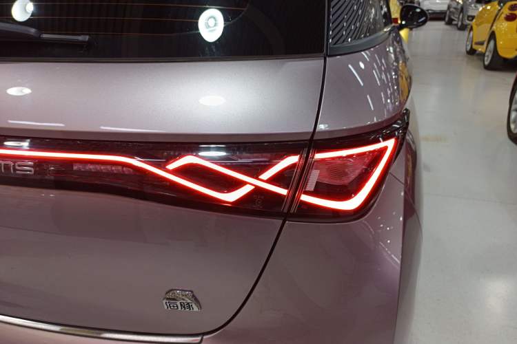 Used BYD Dolphin 2023 420 km Fashion Edition