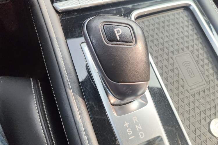 Used Venucia Star 2020 260T Automatic 48V Mild Hybrid Turbocharged Star Edition
