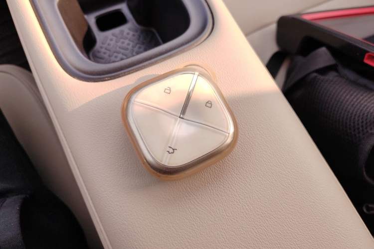 Used Wuling Bingo PLUS 2024 401 km Range 5-Seater Version