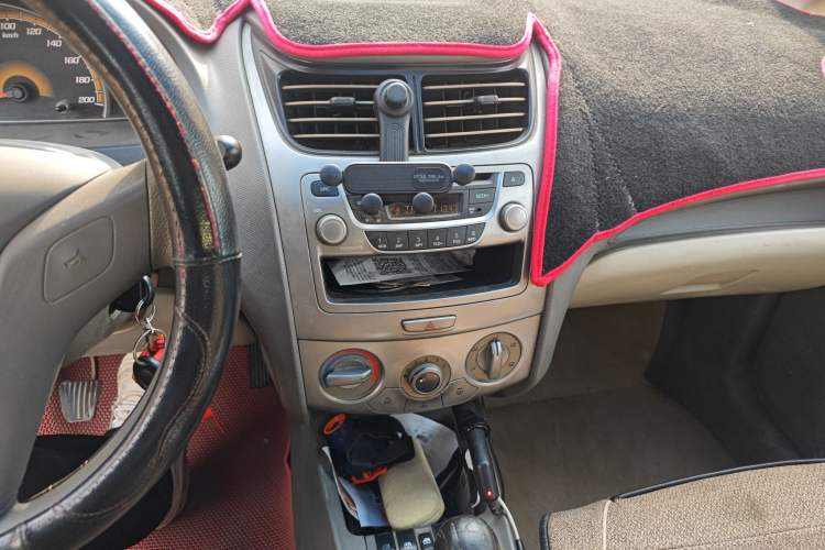 Used Chevrolet Sail 2011 Sedan 1.4L Manual Happiness Edition