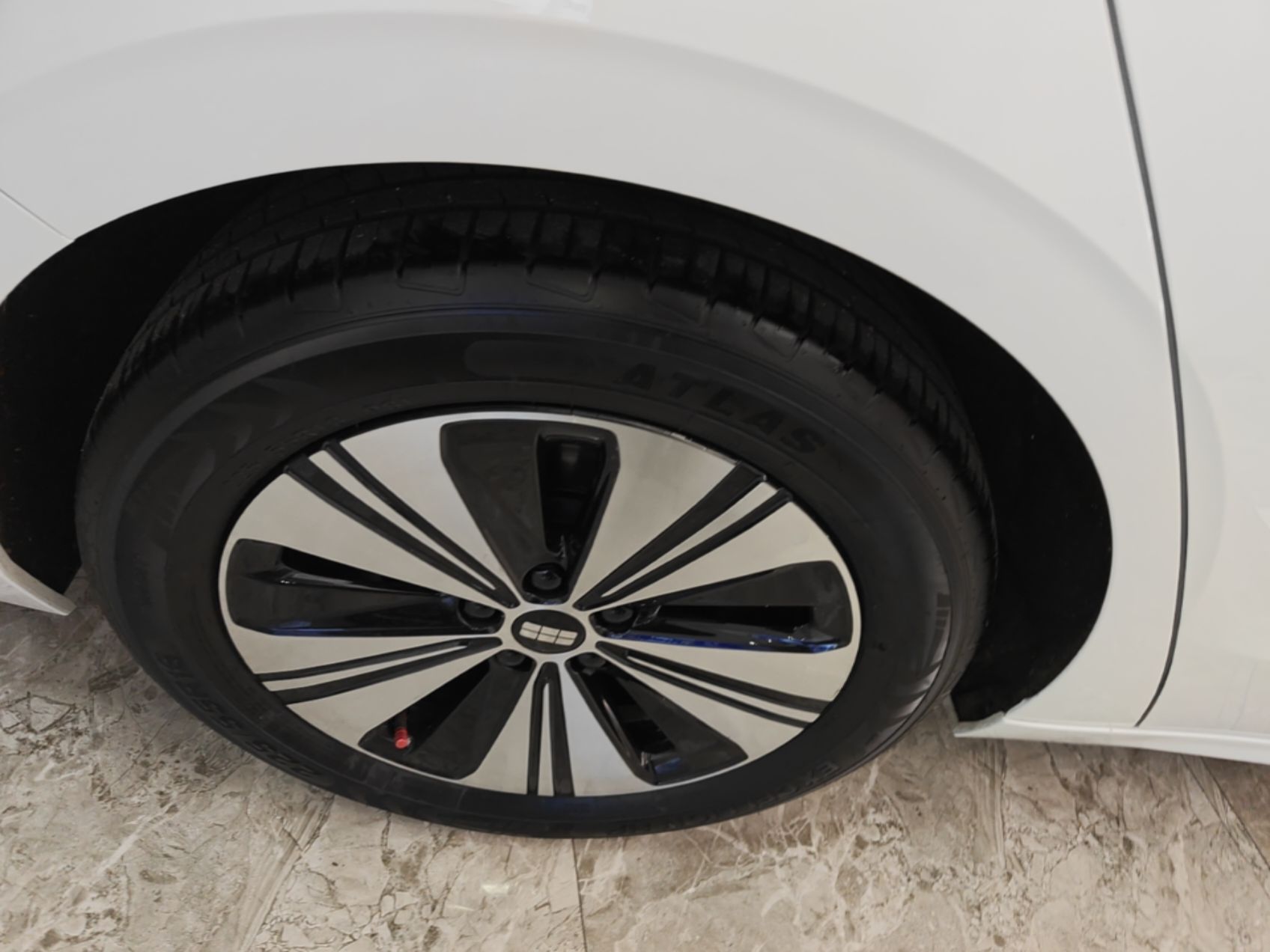 Geely Galaxy A7 2025 Model EM-i 150km Exploration+ Edition — снимка 11