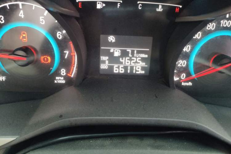 Used Chevrolet Cavalier 2016 1.5L Manual Xinyue Edition Odometer Close Up