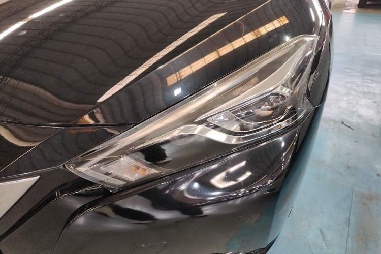 Used Nissan Lannia 2016 1.6L CVT Smart Cool Edition Left Front Headlight