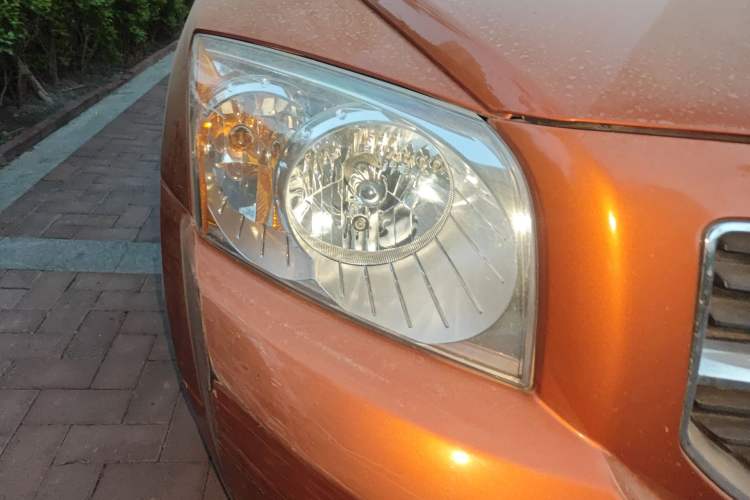 Used Dodge Caliber 2011 2.0 SXT Classic Edition Right Front Headlight