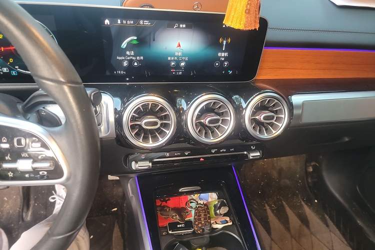 Used Mercedes-Benz GLB 2020 Facelift GLB 200 Fashion Edition Audio And AC Panel