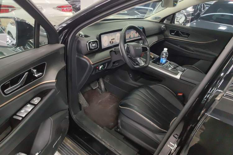 Used Chery Tiggo 9 2023 2.0T Dual-Clutch Two-Wheel Drive Leading Edition 5 Seats