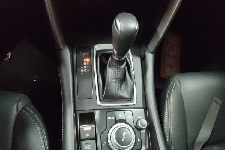 Used Mazda CX-4 2018 2.0L Automatic Two-Wheel Drive Blue Sky Dynamic Version China V Standard
