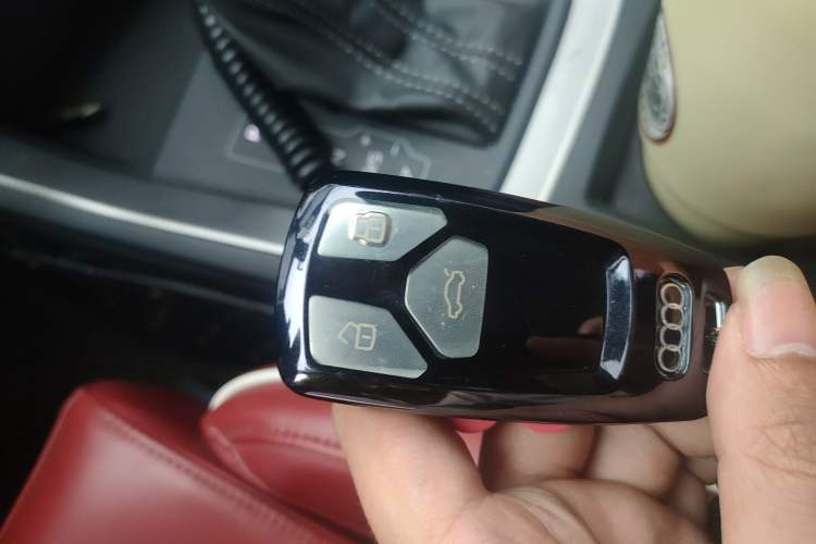 Used Audi Q3 2019 35 TFSI Advanced Dynamic Edition Vehicle Key