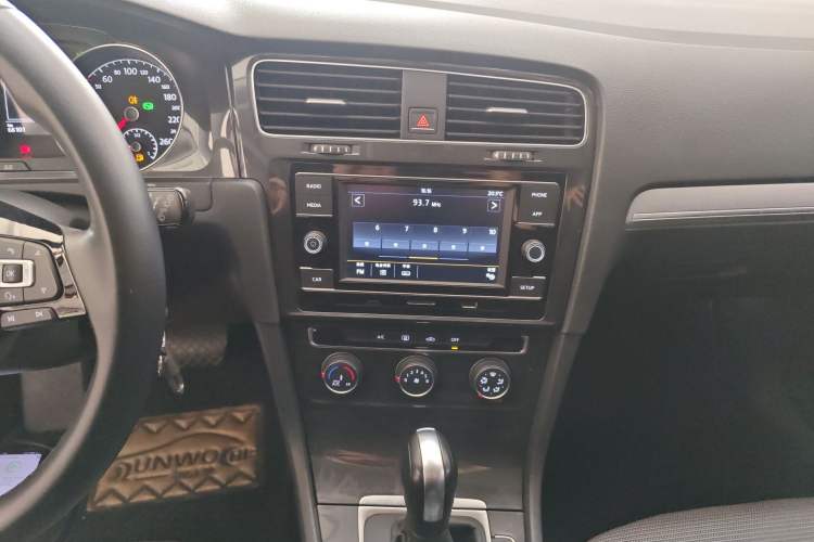 Used Volkswagen Golf 2018 1.6L Automatic Comfort Model