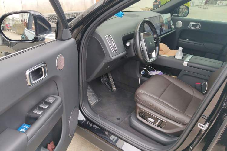 Used Li Auto L9 2022 Max model
