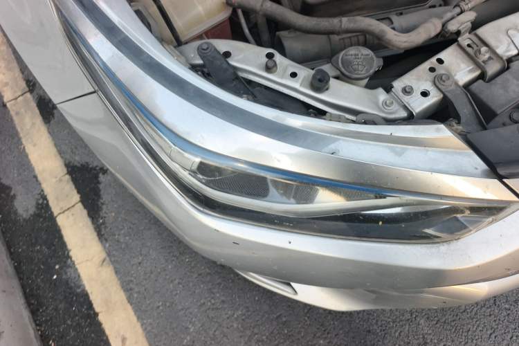 Used Toyota Levin 2016 Dual-Engine 1.8H GS E-CVT Elite Model with Sunroof
