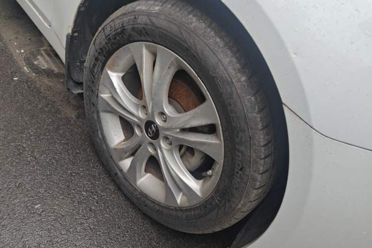 Used Hyundai Sonata 2011 2.0L Automatic Leading Edition
