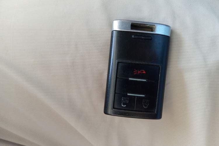 Used Chevrolet Captiva 2015 2.4L 4x4 Flagship Edition 7-Seater Vehicle Key