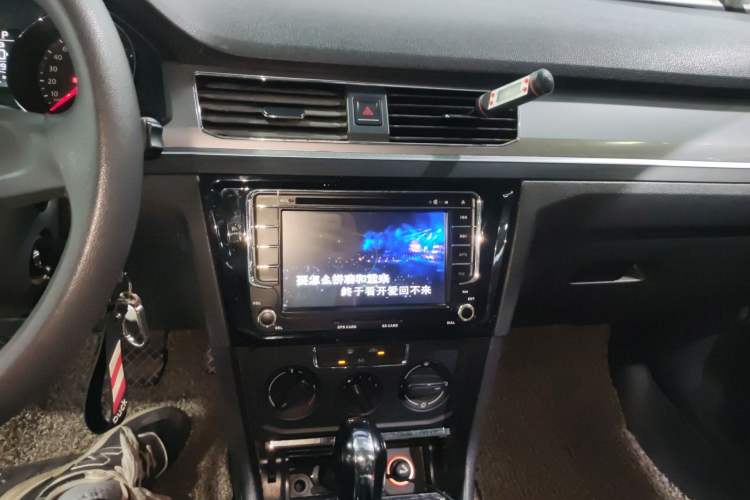 Used Volkswagen Bora 2016 1.6L Automatic Fashion Model
