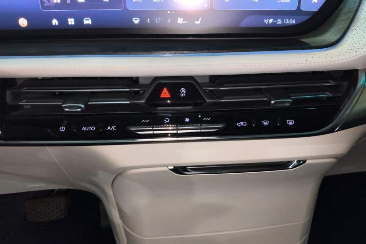 Used Buick Century 2023 2.0T Four-Seat Private Edition
