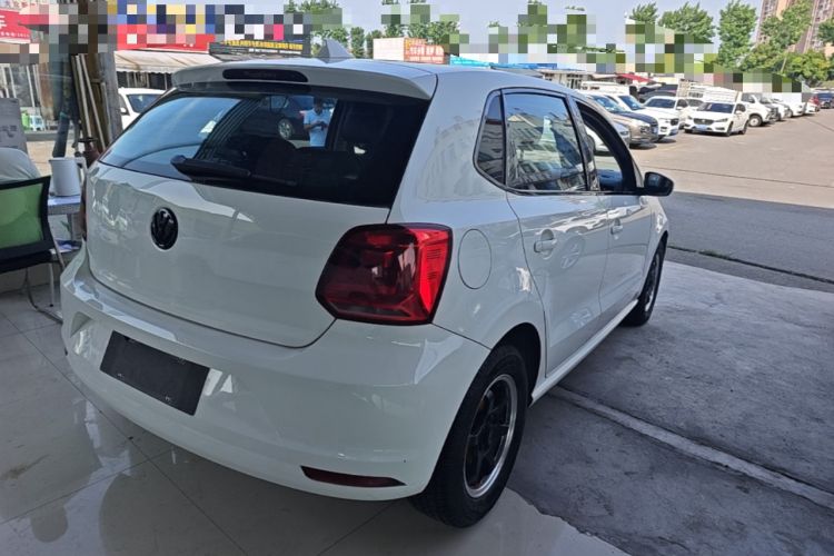 Used Volkswagen Polo 2014 1.4L Manual Fashion Edition
