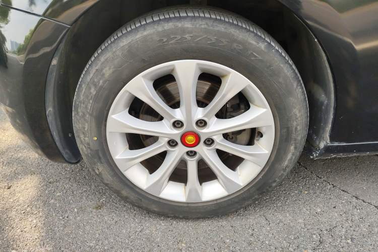 Used Hongqi H7 2015 2.0T Luxury Model