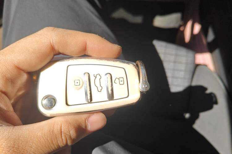 Used Audi A3 2017 Limousine 35 TFSI Sport Edition Vehicle Key