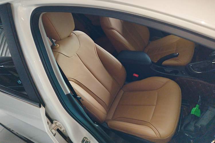 Used Buick GT 2019 18T Automatic Connected Flagship Version China VI Standard
