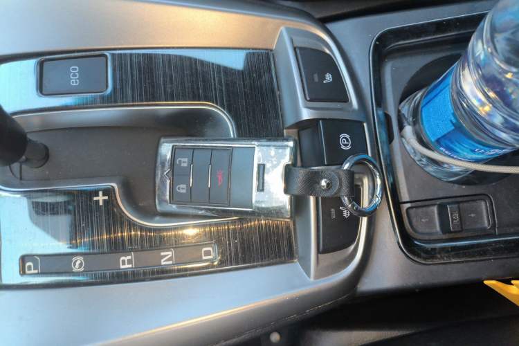 Used Chevrolet Captiva 2017 2.4L 4x4 Flagship Edition 7-Seater