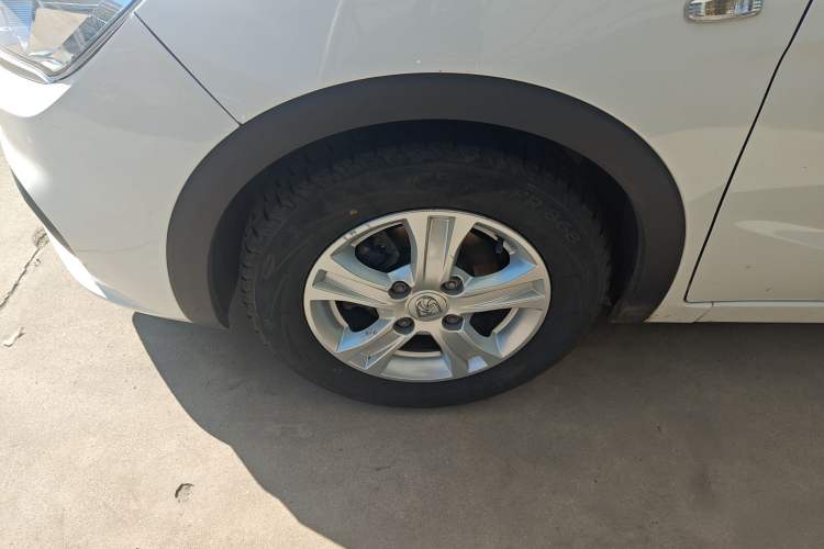 Used Baojun 310 2016 1.2L manual Comfort trim level
