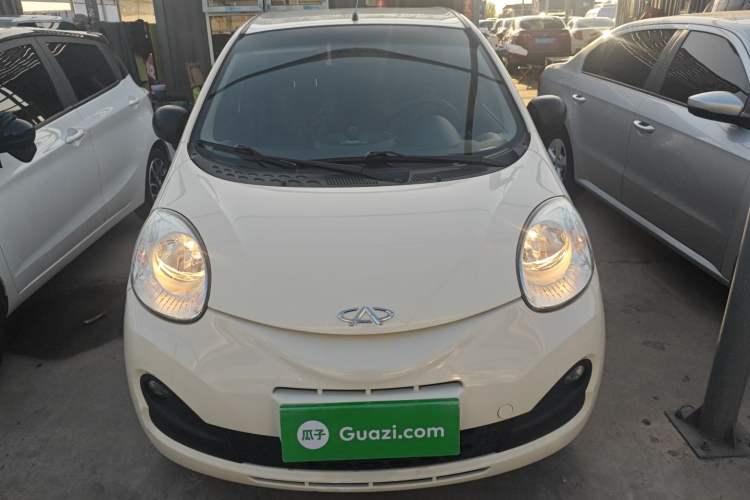 Used Chery QQ 2013 1.0L Manual Happy Edition Front