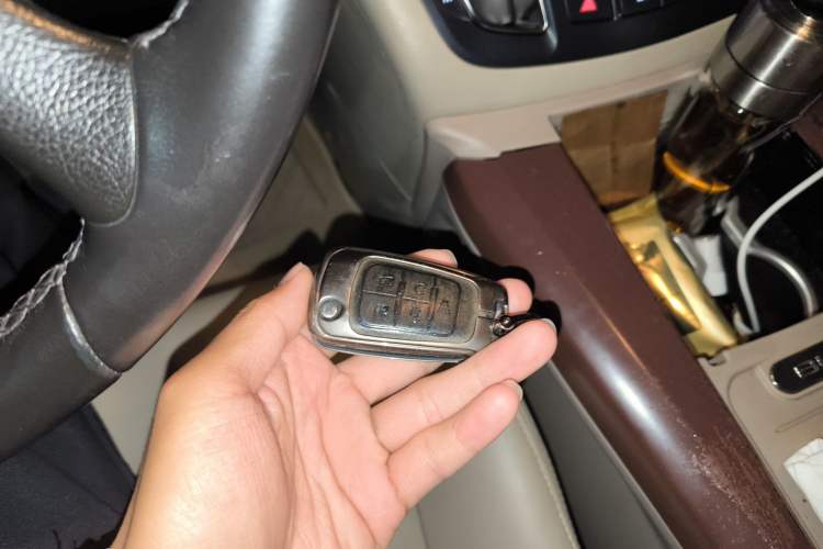 Used Buick GL8 2018 28T Luxury Model China VI Standard