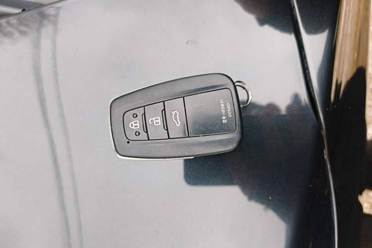 Used Toyota Avalon 2019 2.0L Ambition Edition China VI
