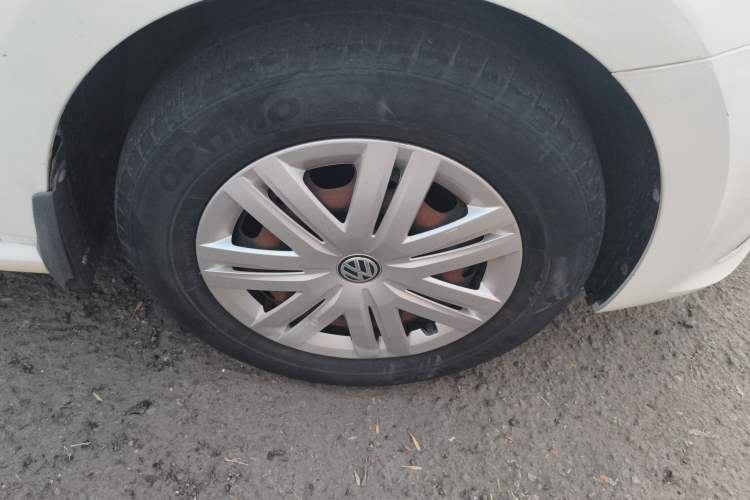 Used Volkswagen Polo 2016 1.4L Manual Fashion Model
