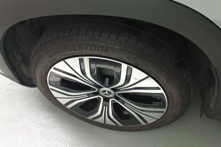 Used Mercedes-Benz EQE SUV 2023 350 4MATIC Luxury Edition Right Rear Wheel Hub