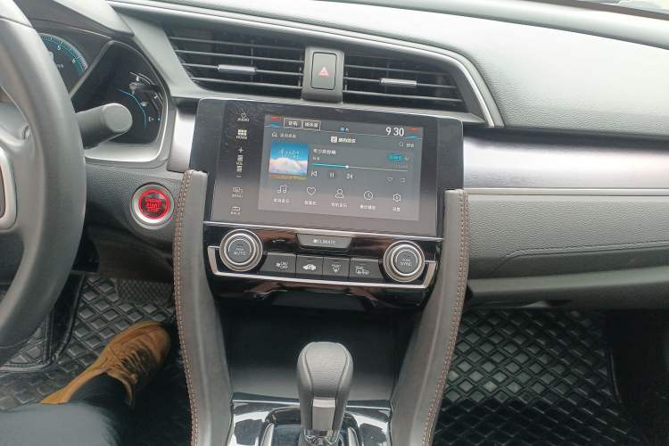 Used Honda Civic 2016 220TURBO CVT Luxury Edition