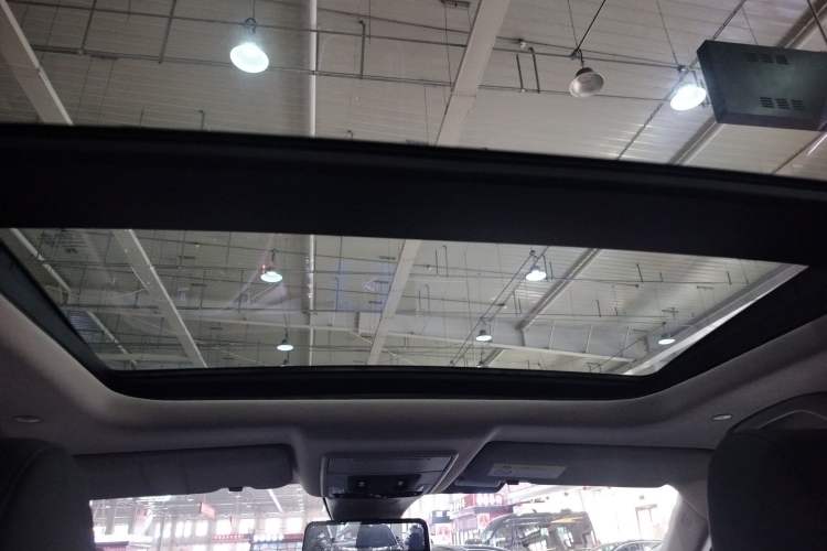 Used Honda CR-V 2023 240TURBO Two-Wheel Drive Deluxe Edition 7 Seats Headliner