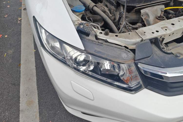 Used Honda Civic 2012 1.8L automatic luxury edition Right Front Headlight