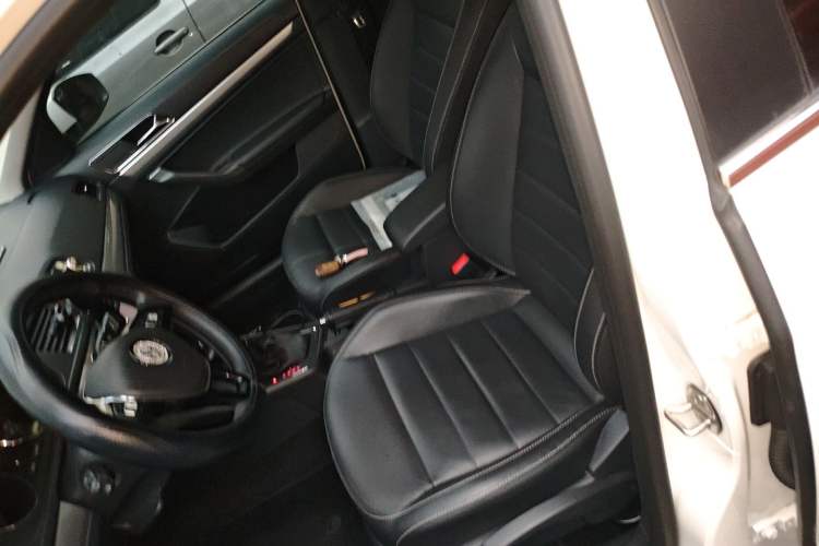 Used Volkswagen Gran Lavida 2017 180TSI DSG Comfort Edition Left Front Seat