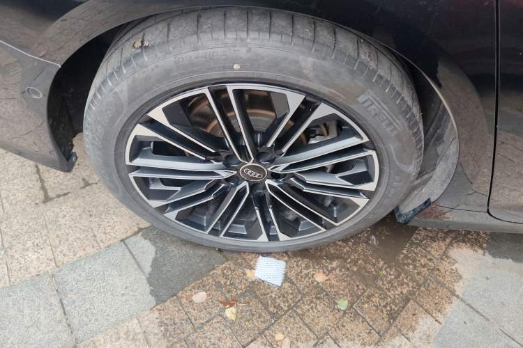 Used Audi A6L 2024 45 TFSI Prestige Dynamic Edition Right Rear Wheel Hub