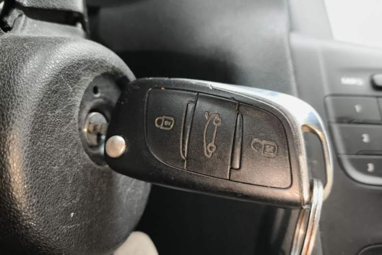 Used Citroen C4L 2014 1.8L Intelligent Drive Automatic Enjoyment Model
