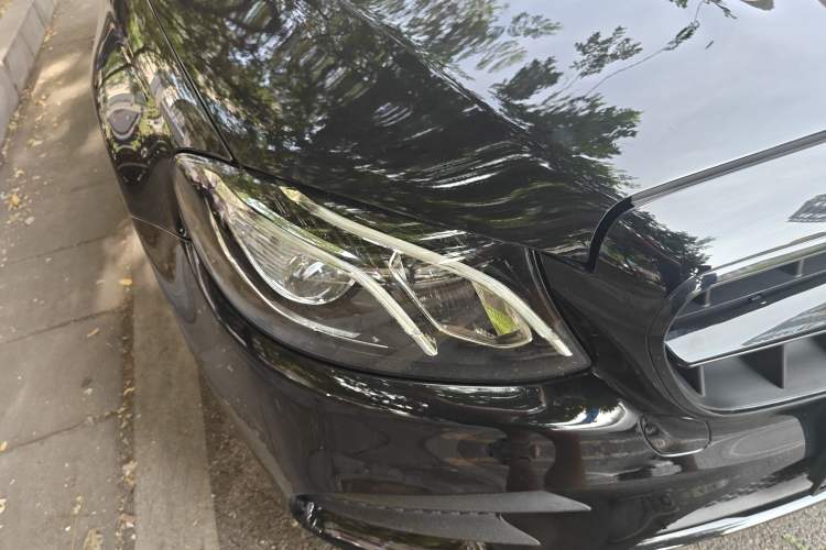 Used Mercedes-Benz E-Class 2017 Facelift E 200 Sport 4MATIC
