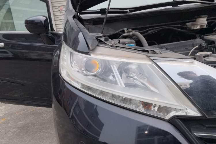 Used Honda Odyssey 2017 2.4L Luxury Edition Right Front Headlight